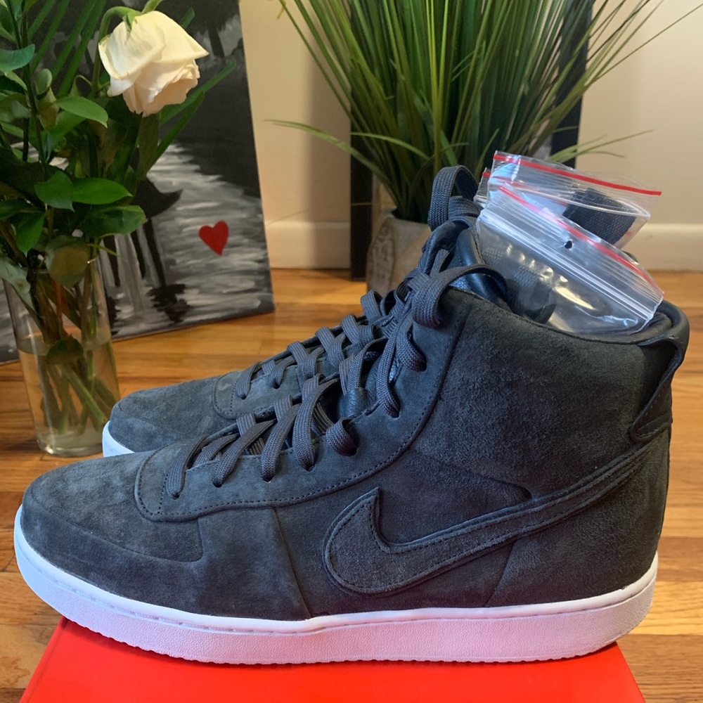 John ElliottxNike Vandal (size US 9.5/10 MEN) GRAY - Picture 3 of 5